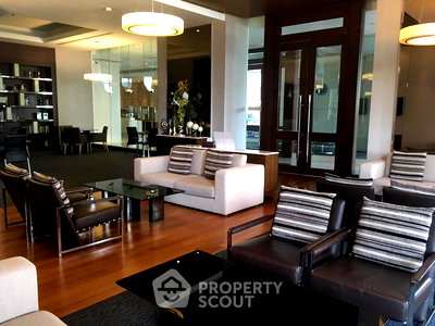 เช่าคอนโด ถนนหลังสวน : คอนโด 2-ห้องนอน ที่ คิว หลังสวน ใกล้ BTS ราชดำริ (ID 452876)