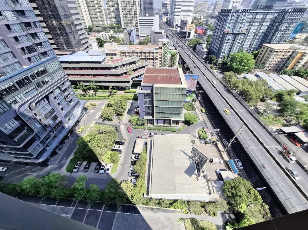 picture For Rent "𝐍𝐮𝐞 𝐃𝐢𝐬𝐭𝐫𝐢𝐜𝐭 𝐑𝟗 " Size 34.80  Sqm. Floor 16  Near : MRT- Rama 9  - 31/31