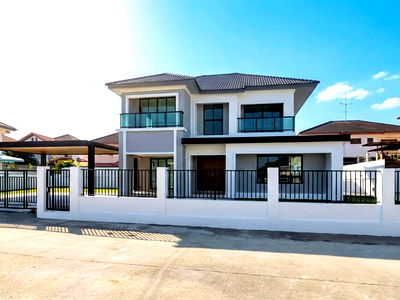 บ้านเดี่ยว นนทบุรี : คฤหาสน์ 156 ตร.ว. แบรนด์ LH! ม.ชลลดา บางบัวทอง พื้นที่ใช้สอยยักษ์ 337 ตร.ม. 4 นอน 4 น้ำ