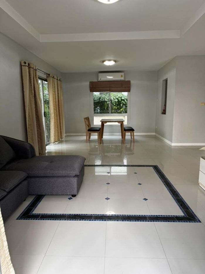 รูป 🏡 ให้เช่า บ้านเดี่ยว 2 ชั้น พร้อมอยู่ โครงการ มัณฑนา ปิ่นเกล้า – พระราม 5 ✨ พื้นที่กว้าง อยู่สบาย เหมาะกับครอบครัว ทำเลดีใกล้โรงเรียนเด่นหล้า - รูปที่ 3/12