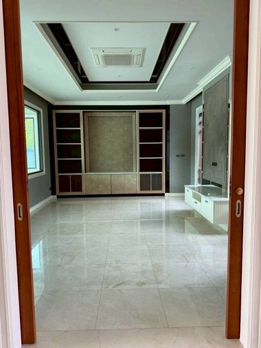 4-bed house for rent, 400 sq wah, Lak Si