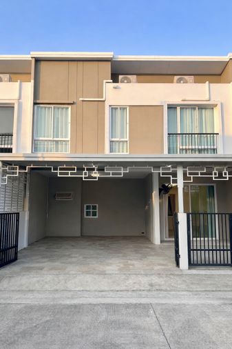 🏡✨ ขายทาวน์โฮม 2 ชั้น ทำเลดอนเมือง ใกล้สนามบิน เดินทางสะดวกสุดๆ ✈️ สภาพบ้านใหม่มาก