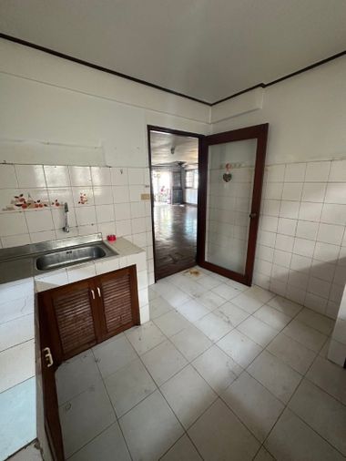 3-bed house for rent, 94 sq wah, Phra Khanong