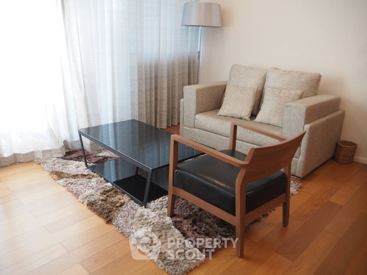 รูป คอนโด 1-ห้องนอน ที่ วินด์ สุขุมวิท 23 ใกล้ BTS อโศก (ID 883918) - รูปที่ 2/17
