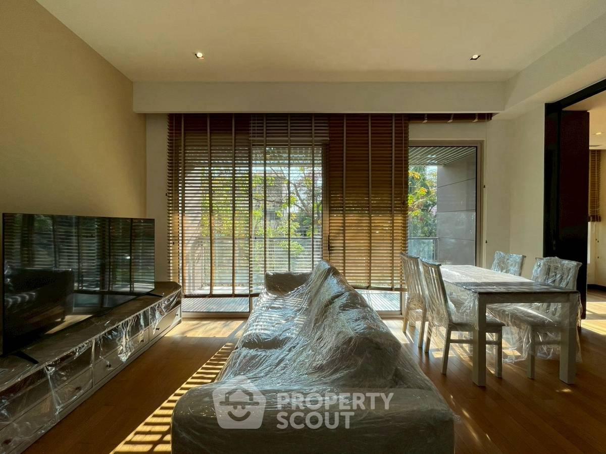 รูป คอนโด 2-ห้องนอน ที่ เดอะล็อฟท์ เย็นอากาศ คอนโดมิเนียม ใน ช่องนนทรี (ID 2692555) - รูปที่ 2/20