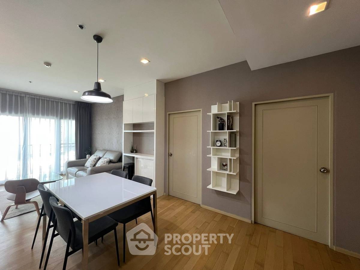 รูป คอนโด 2-ห้องนอน ที่ โนเบิล รีวิล เอกมัย ใกล้ BTS เอกมัย (ID 556314) - รูปที่ 3/14