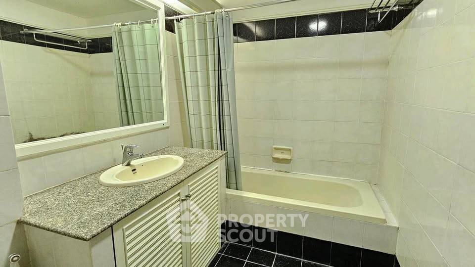 รูป คอนโด 2 ห้องนอน 97 ตร.ม. ศุภาลัย เพลส สุขุมวิท 39 ใกล้ BTS พร้อมพงษ์ (ID 2696014) - รูปที่ 13/15