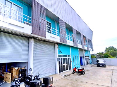 เช่าโรงงาน ม.เทคโนโลยีพระจอมเกล้าธนบุรี : โรงงาน โกดัง และออฟฟิศ 280ตร.ม. ร้บน้ำหนักได้มาก 3ตัน ไฟ3เฟส วงแหวนอุตสาหกรรม สุขสวัสดิ์ ตลาดชุมชนบางปลากด 700 ม. ใกล้วัดใหญ่ 400 ม.