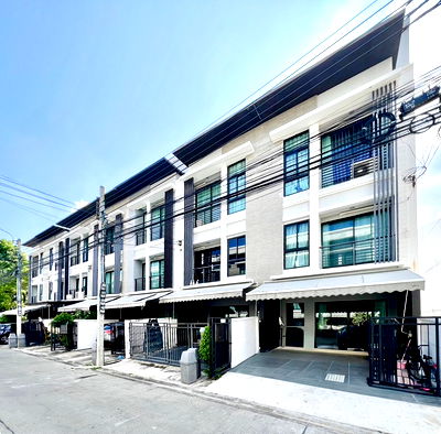 ทาวน์โฮม ทาวน์ อิน ทาวน์ : ทาวน์โฮมใกล้ MRT สีส้ม รามคำแหง เชื่อมต่อได้ทั้งเส้น เลียบทางด่วน - รามคำแหง - พระราม 9 🚘