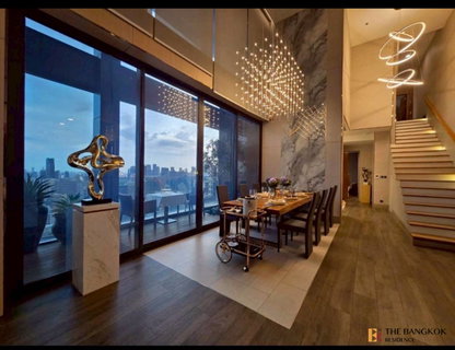 🌆 Iconic High-Floor Penthouse at The Esse at Singha Complex 