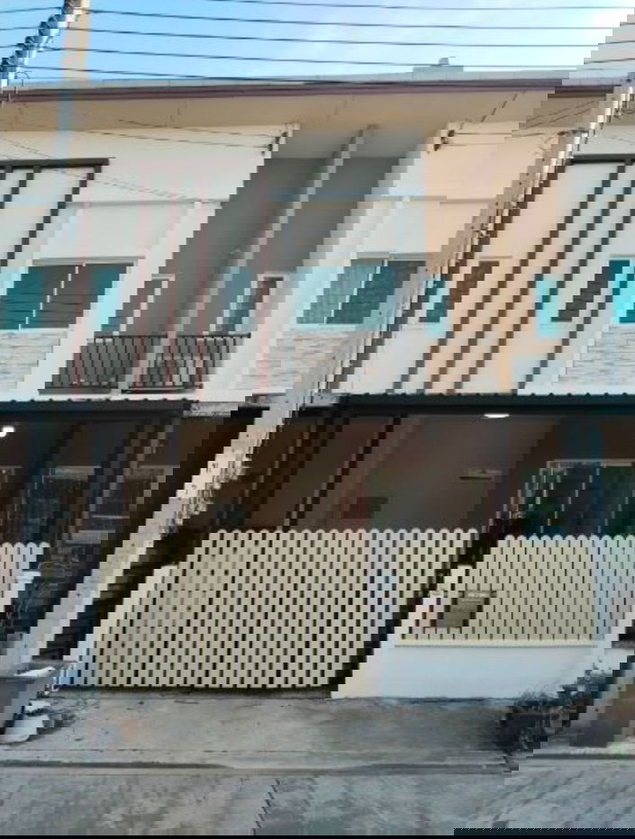 รูป ขายทาวน์โฮม 2 ชั้น 16.8 ตรว 🌟 โครงการพลีโน่ เพชรเกษม 81 - เลียบคลอง🌟รีโนเวทใหม่ พร้อมอยู่ - รูปที่ 1/18