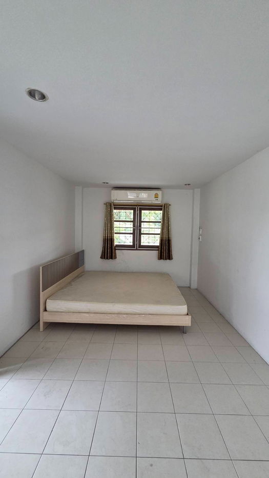 รูป (R002 AGJD) ให้เช่า บ้านเดี่ยว 2 ชั้น รัชดา 44 ขนาด 65 ตรว ใกล้ BTS Ratchayothin เลี้ยงสัตว์ได้ - รูปที่ 9/17