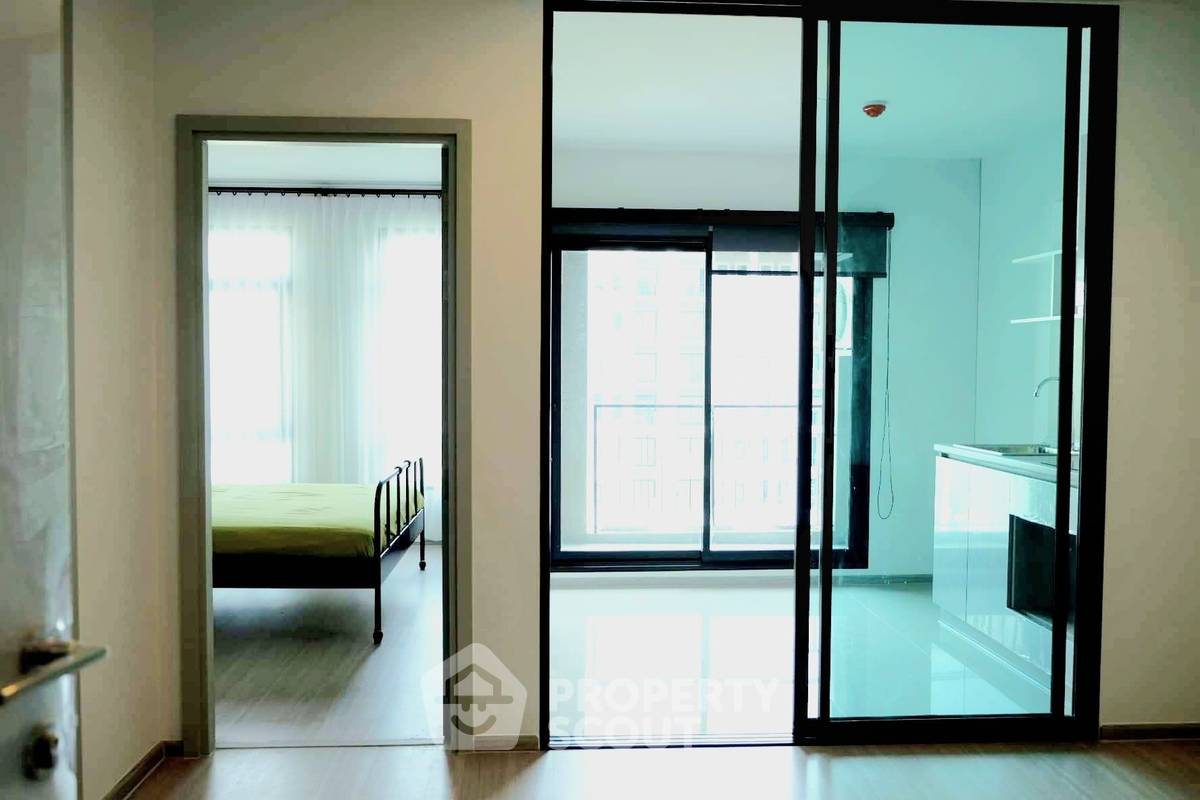 picture 1-BR Condo at Aspire Asoke-Ratchada near MRT Phra Ram 9 (ID 995059) - 3/12