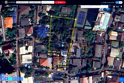 Land for sale ม.ราชภัฏบ้านสมเด็จเจ้าพระยา : Land for sale with buildings, located on Soi Itsaraphap 33 with access through Soi Charan Sanitwong 12. Land size: 630 sq.wah.