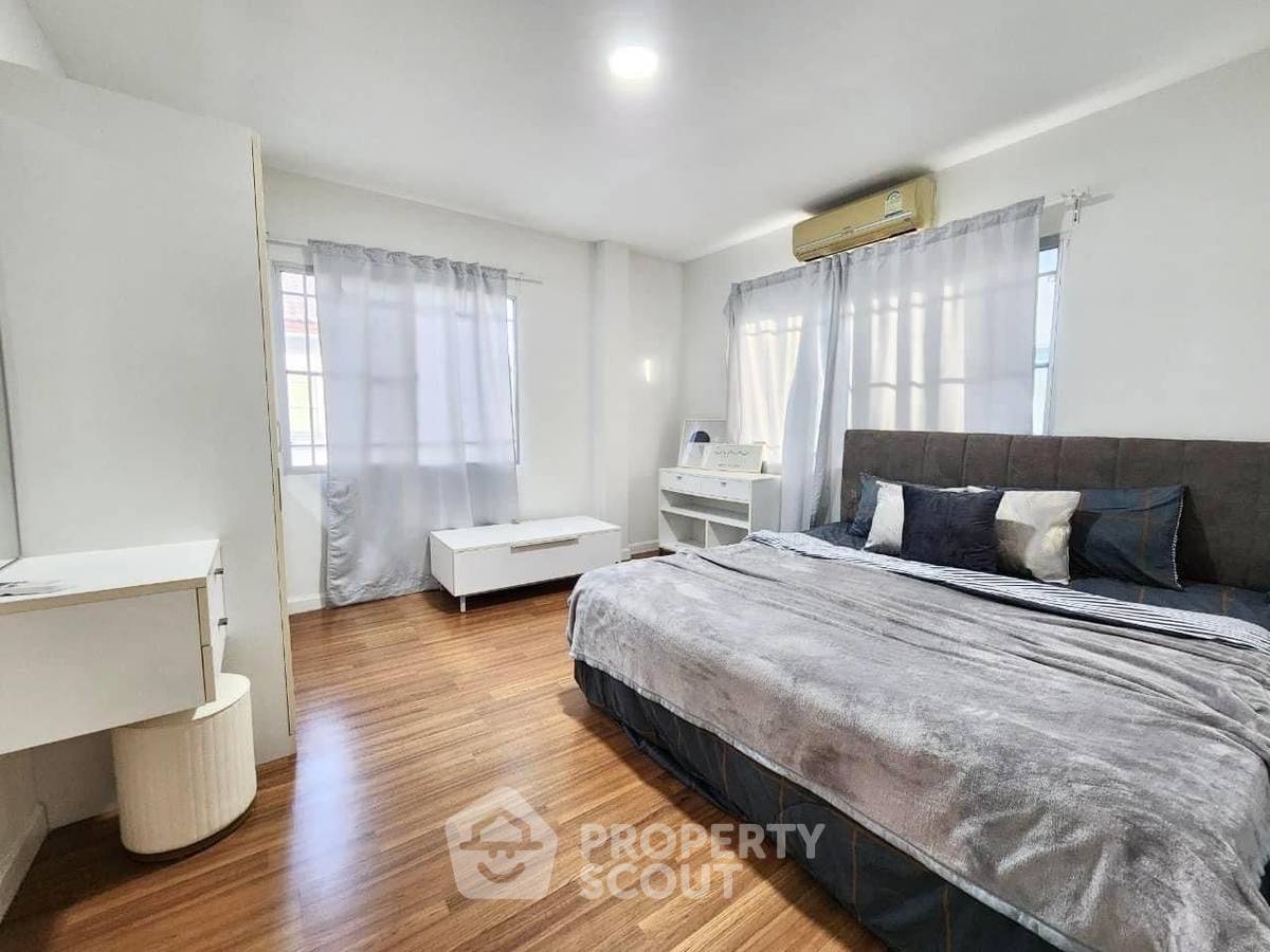 รูป บ้าน 3-ห้องนอน ใกล้ ท่าอากาศยานสุวรรณภูมิ (ID 1898542) - รูปที่ 12/18