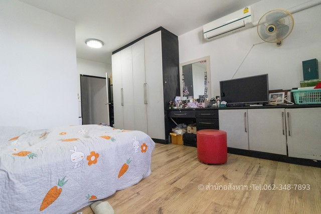 รูป [ขาย] ตึกแถว 3 คูหาทะลุถึงกัน ย่านดินแดง-จตุรทิศ พื้นที่มหาศาล 864 ตร.ม. ทำเลทองของการทำธุรกิจ! - รูปที่ 9/18