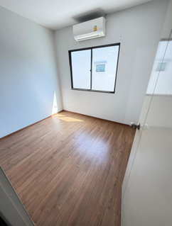 TOWN HOUSE 18 Sq.w. Saphan Sung Bangkok for 4.1M