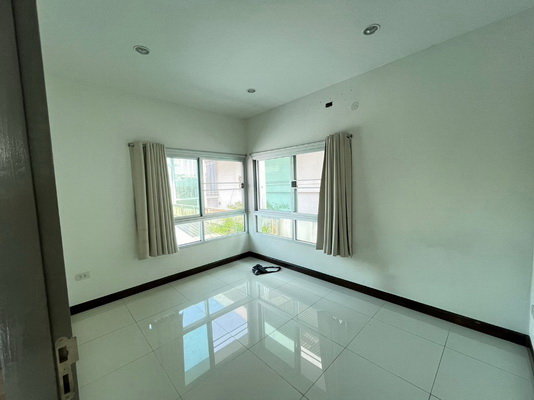 รูป [ให้เช่า] บ้านเดี่ยว ลาดพร้าว 41 / 4 ห้องนอน 3 ห้องน้ำ **35,000** บ้านเดี่ยวปลูกสร้างเองใจกลางลาดพร้าว ใกล้รถไฟฟ้าเอ็มอาร์ทีลาดพร้าว - รูปที่ 10/14