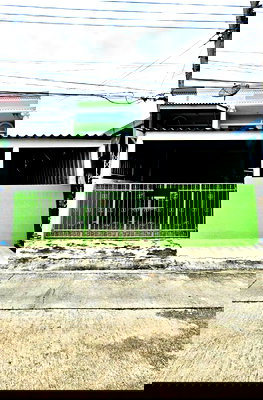 ทาวน์โฮม เขตหนองแขม : (ฟรีโอน) ขายทาวน์โฮม 2 ชั้น 34 ตรว. พร้อมอยู่ เพชรเกษม 79 หนองแขม