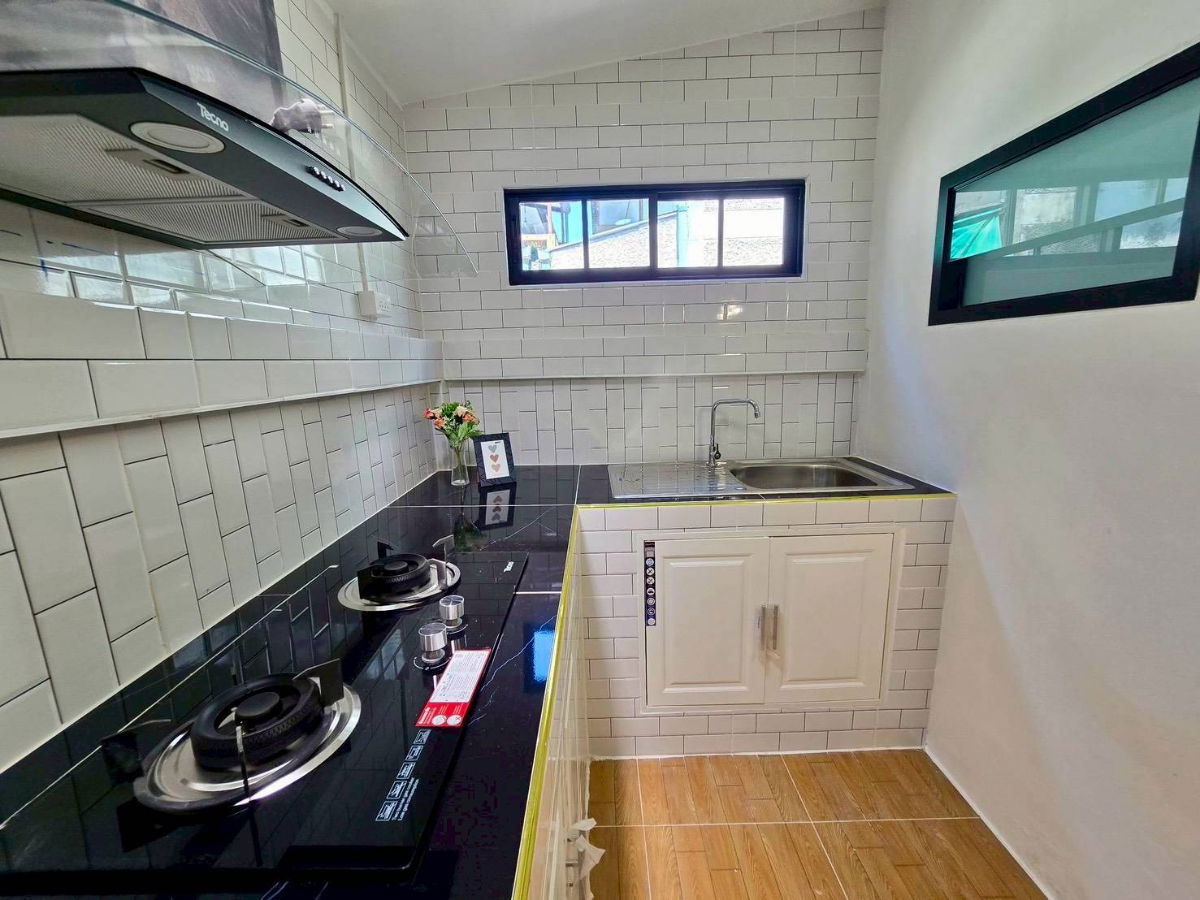 รูป บ้านสวยรีโนเวทใหม่ พร้อมอยู่! หมู่บ้านวรางกูล เลียบคลองสอง หลังมุม สไตล์มินิมอลมูจิ บรรยากาศโปร่งสบาย เฟอร์นิเจอร์พร้อม - รูปที่ 10/20