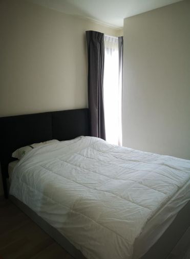 ห้องสวย ชั้นสูง ราคาดีมาก ใกล้รถไฟฟ้า เดินทางสะดวก | Code DS2177 Line @Dstay