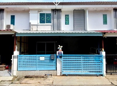 Townhouses for sale Lak Mueang Shrine, Pathum Thani : TOWN_HOUSE for sale ทาวน์เฮ้าส์ เมืองปทุมธานี