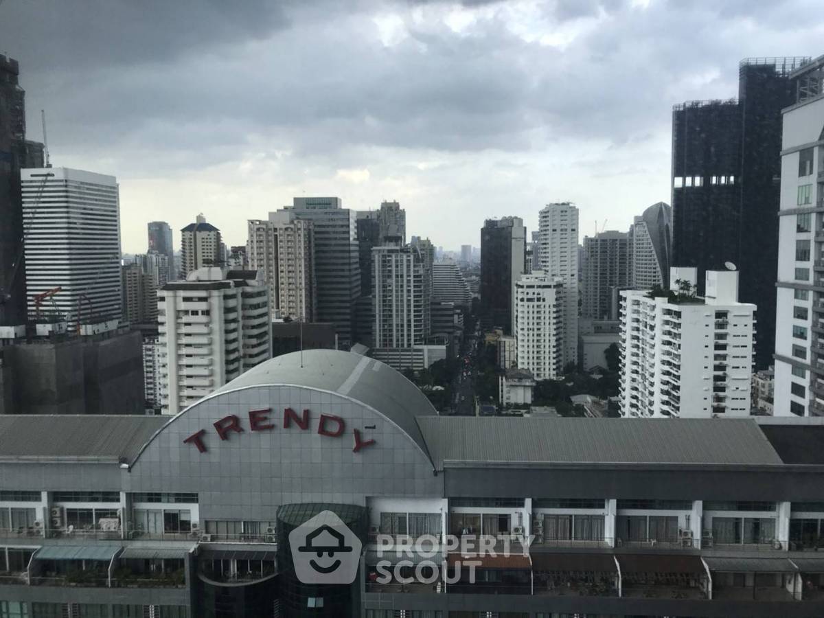 รูป คอนโด 2-ห้องนอน ที่ ไฮด์ สุขุมวิท 13 คอนโดมิเนี่ยม ใกล้ BTS นานา (ID 884865) - รูปที่ 8/9