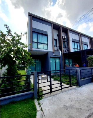 TOWN HOUSE 29 Sq.w. Saphan Sung Bangkok for 4.4M