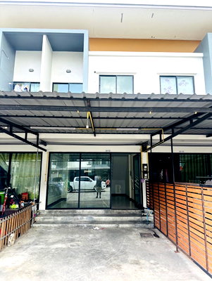 TOWN HOUSE 17 Sq.w. Pluak Daeng Rayong for 2.6M
