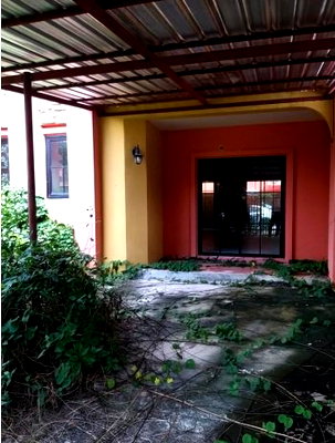 ทาวน์โฮม ระยอง : ทาวน์เฮ้าส์ สำหรับขาย ทาวน์เฮ้าส์ เดอะพาลาซ เซตโต้ แอท ระยอง นิคมพัฒนา-ระยอง