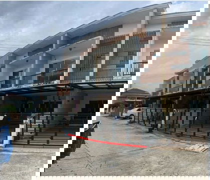 ทาวน์เฮ้าส์ สำหรับขาย วานา คาซา เนินพระ