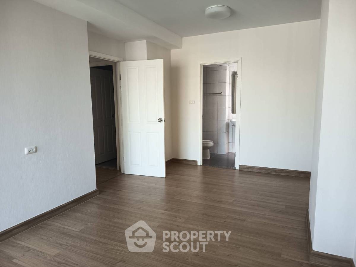 รูป คอนโด 2-ห้องนอน ที่ ศุภาลัย ซิตี้ รีสอร์ท รัชโยธิน-พหลโยธิน 32 ใกล้ BTS เสนานิคม (ID 647379) - รูปที่ 3/10