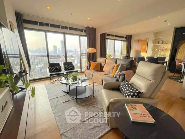 picture Spacious 2-BR 102 Sqm At Noble Solo In Thong Lo (ID 2700077) - 3/7