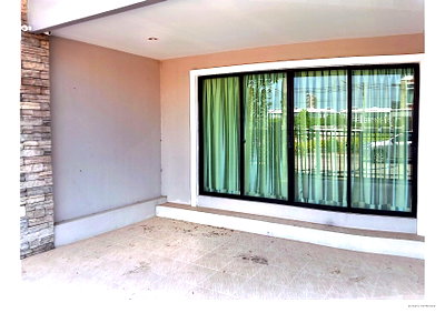 TOWN HOUSE 32 Sq.w. Cha-Am Petchburi for 5M