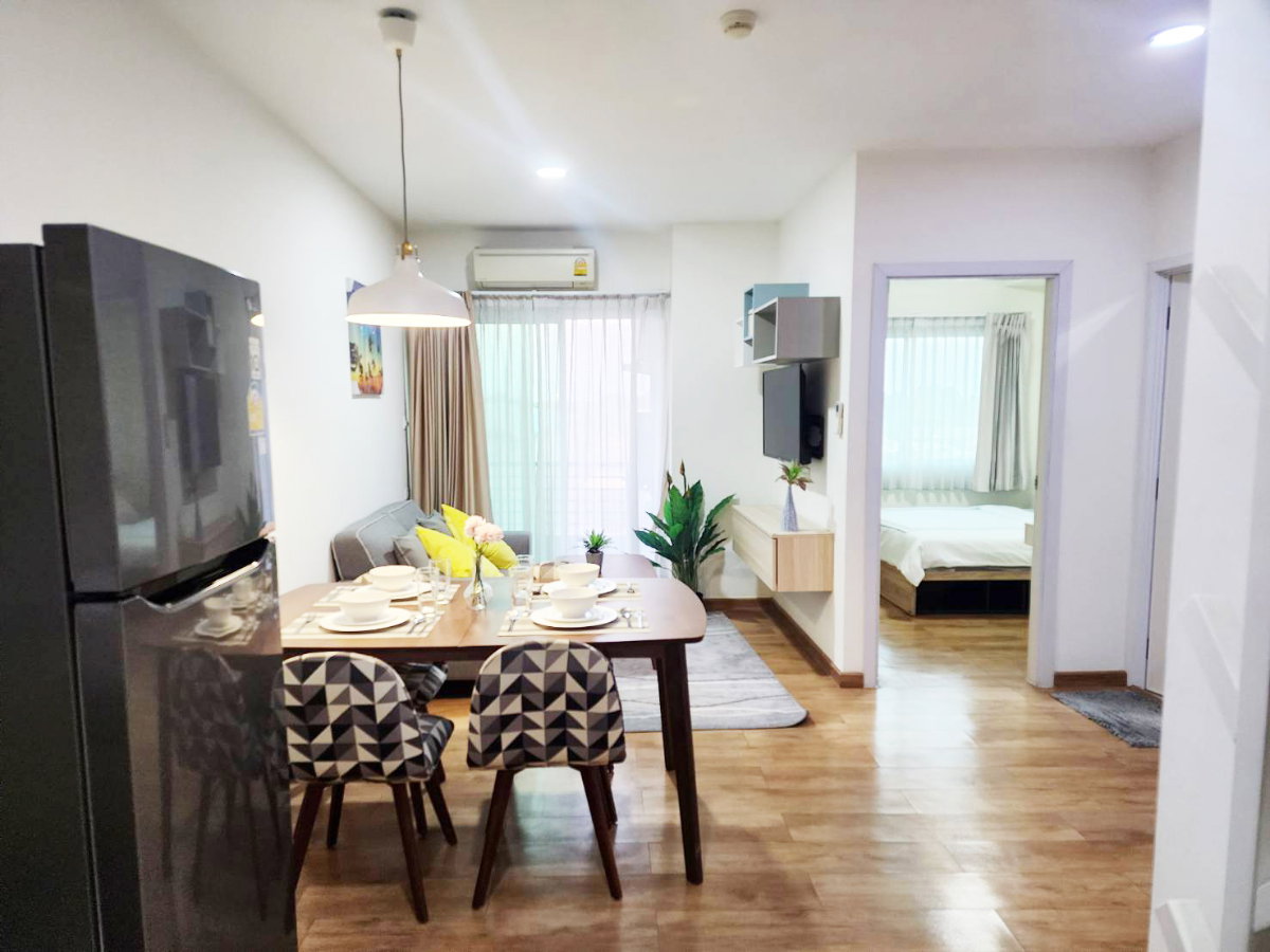 รูป ให้เช่าคอนโด 2 ห้องนอน 42 ตร.ม. ทำเล ติดถนนใหญ่ คอนโดเพียร์ 93 รังสิต คลอง 4  แต่งครบ วิวสวย แอร์ทุกห้องนอน - รูปที่ 1/17