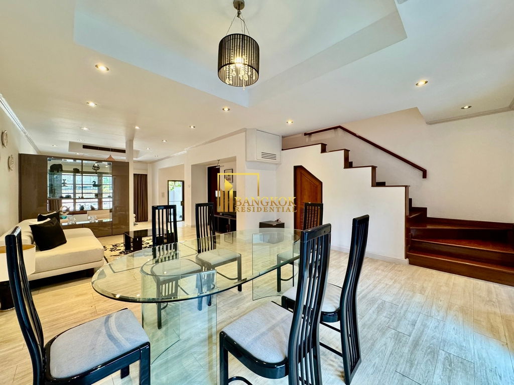 รูป Beautiful 3 Bedroom Townhouse For Rent in Phrom Phong - BR49037TH - รูปที่ 8/39
