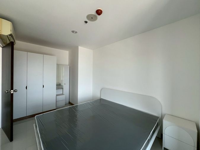 1-bed condo for rent, 35 sqm, Thana Astoria