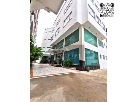 Office for rent near Icon Siam 