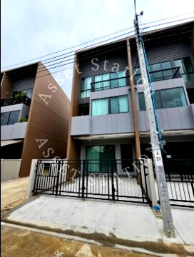 เช่าบ้านเดี่ยว เขตสะพานสูง : HOT 🏠 ให้เช่าบ้านหรู Baan Klang Muang Rama 9-Krungthep Kreetha เช่าราคาดี พื้นที่เยอะ