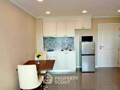 Condos for rent : 1-BR 36 Sqm Condo At The Orient Resort & Spa, Pattaya (ID 2196733)