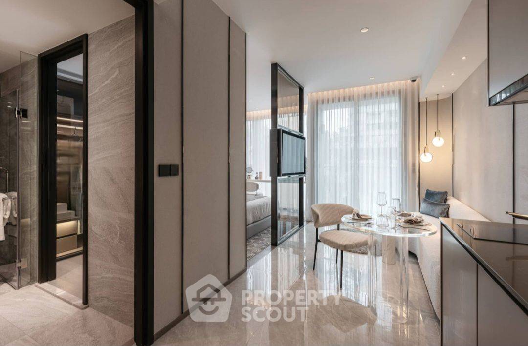 picture 1-BR Condo at The Embassy Wireless near BTS Phloen Chit (ID 2698455) - 2/12