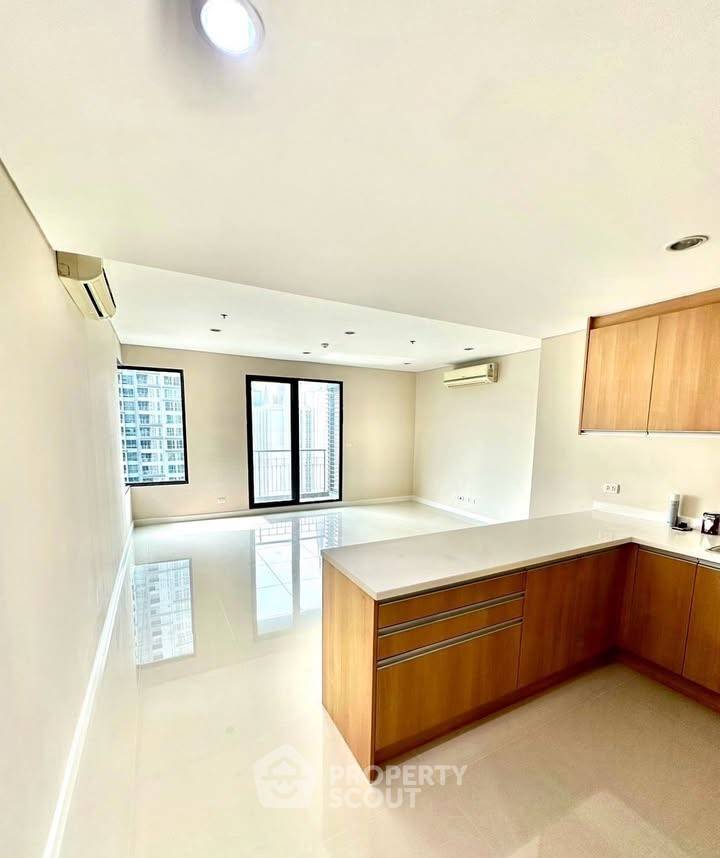 picture 2-BR Condo at Villa Asoke near MRT Phetchaburi (ID 2598208) - 1/4