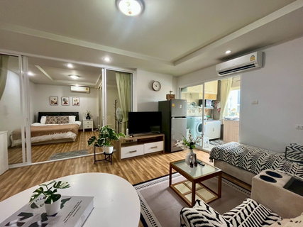 รูปภาพ WS6774 🏢✨ Happy Condo Ratchada 18 for rent, near MRT Huai Khwang, only 14,500 THB/month.