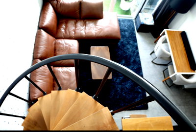 Condos for rent Soi Ekamai (Sukhumvit 63) : DLV Thonglor. 2bed 110sqm. Line id: @pfagent