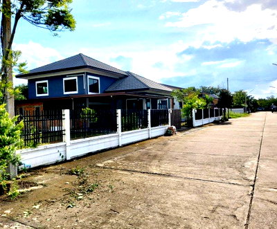 Houses for sale Boromrajonani College of Nursing Uttaradit : HOME, 116.5 Sq.w., บ้านเดี่ยว อุตรดิตถ์, Muang Uttaradit, Uttaradit | 3.4M