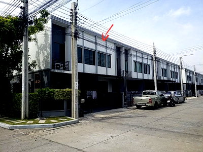 TOWN HOUSE 17.6 Sq.w. Bang Plee Samut Prakarn for 3.2M