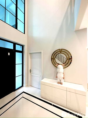 บ้านเดี่ยว กรุงเทพมหานคร : ขาย บ้านเดี่ยว 6 ห้องนอน ในโครงการ นันทวัน พระราม 9 กรุงเทพกรีฑาตัดใหม่ 1903974