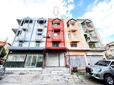 SHOP HOUSE 17 Sq.w. Nong Chok Bangkok for 2.4M