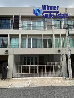 รูปภาพ ให้เช่า บ้านทาวน์โฮม Noble Cube Pattanakran ถนนพัฒนาการ ใกล้ทองหล่อ บ้านสวย ตกแต่งครบ