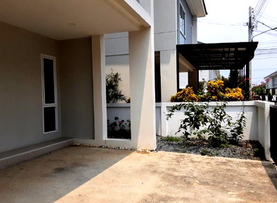 บ้านเดี่ยว ไทรน้อย นนทบุรี : บ้านแฝด สำหรับขาย บ้านแฝด ธงสิริ 3 ไทรน้อย-นนทบุรี